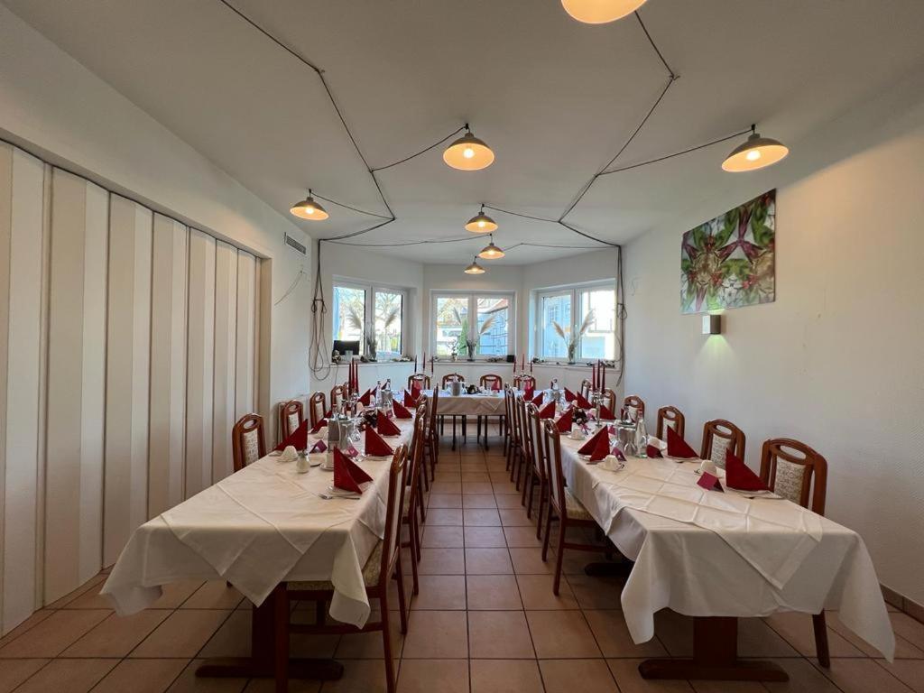 Hotel Alt-Holzhausen Bad Pyrmont Esterno foto