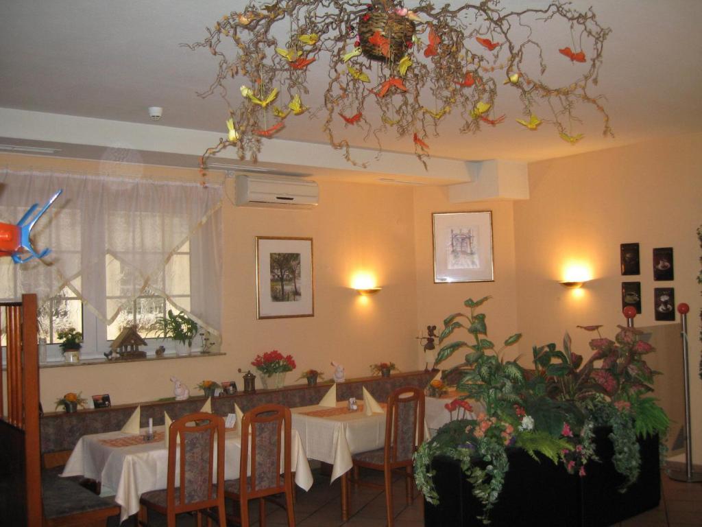 Hotel Alt-Holzhausen Bad Pyrmont Esterno foto